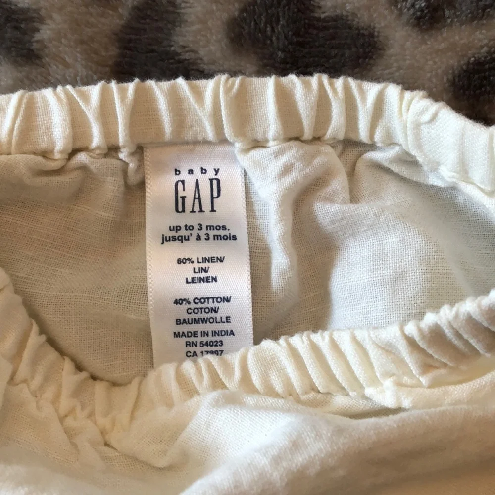 babyGap Linen Blend Cross Back Dress 0-3 months
